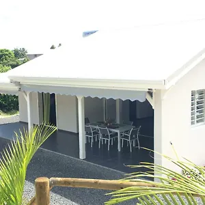 villa-mayirys-avec-jacuzzi-pour-5-pers-proche-centre-ville.comcaribbean.com/